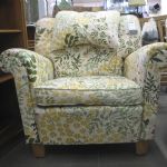 571 5750 ARMCHAIR